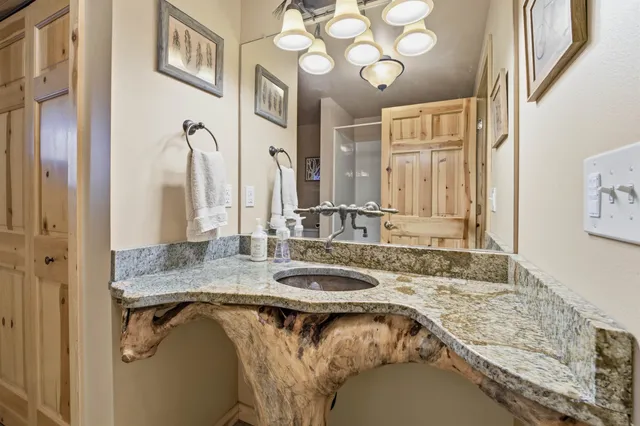 $1,100,000 | E147 North Rollofson Lake Road, Scandinavia, WI 54977