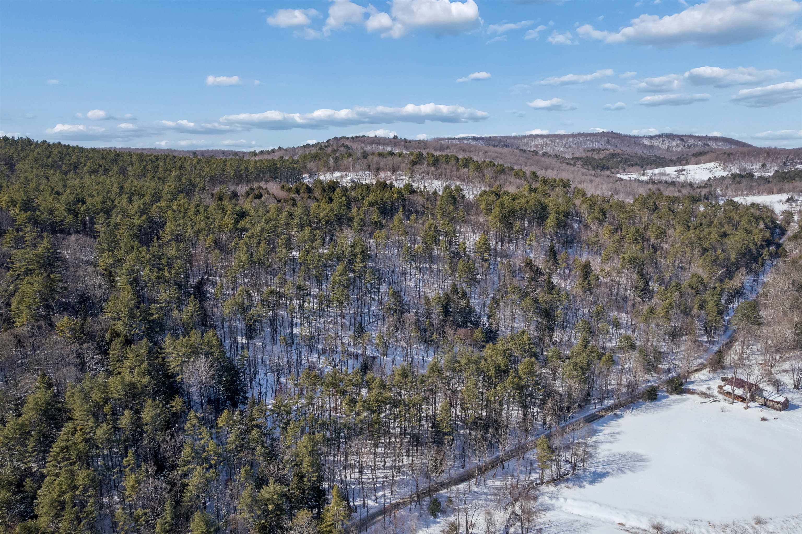 153 Russell Road Tunbridge, VT 05077 - Photo 9 of 19