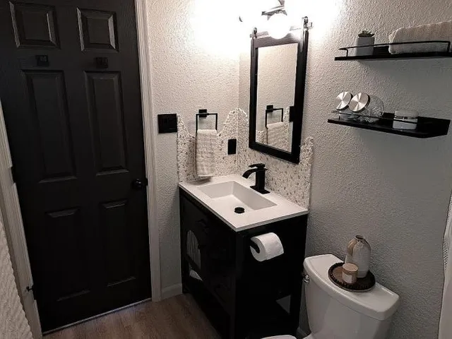 $255,000 | 225 North 16th Avenue, Yuma, AZ 85364