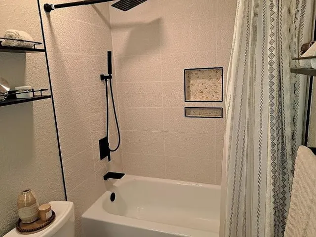 $255,000 | 225 North 16th Avenue, Yuma, AZ 85364