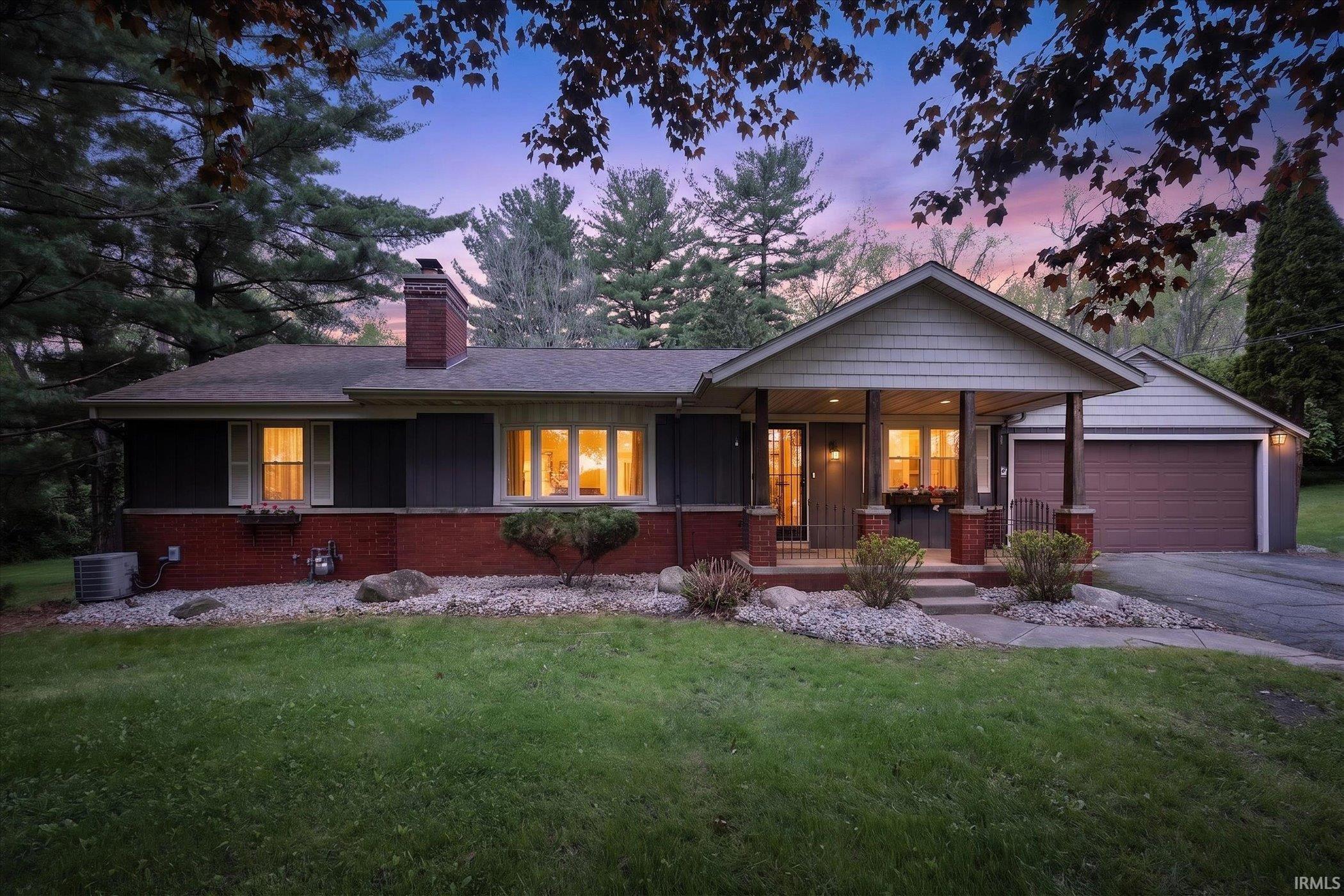 54851 Pine Road South Bend, IN 46628 - Photo 1 of 35