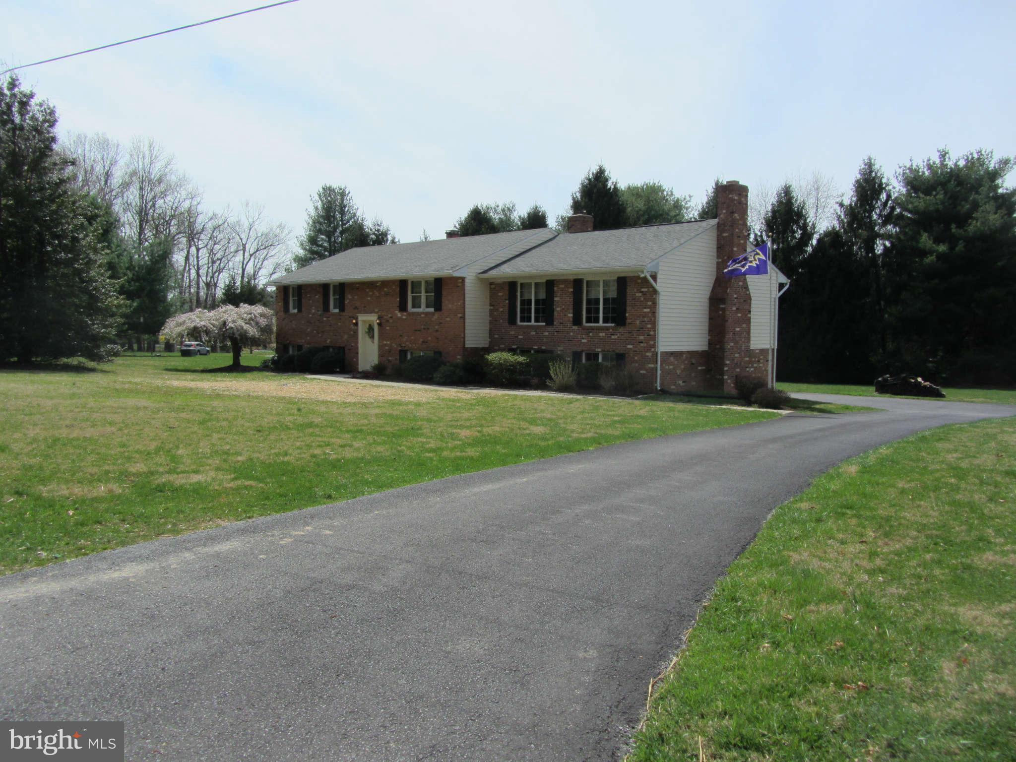 1820 Ridge Road Reisterstown, MD 21136 - Photo 25 of 27 Driveway