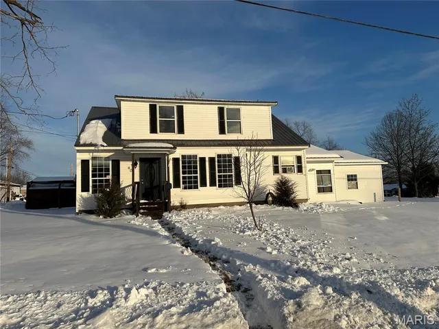 $60,000 | 404 South Vine Street, Sparta, IL 62286