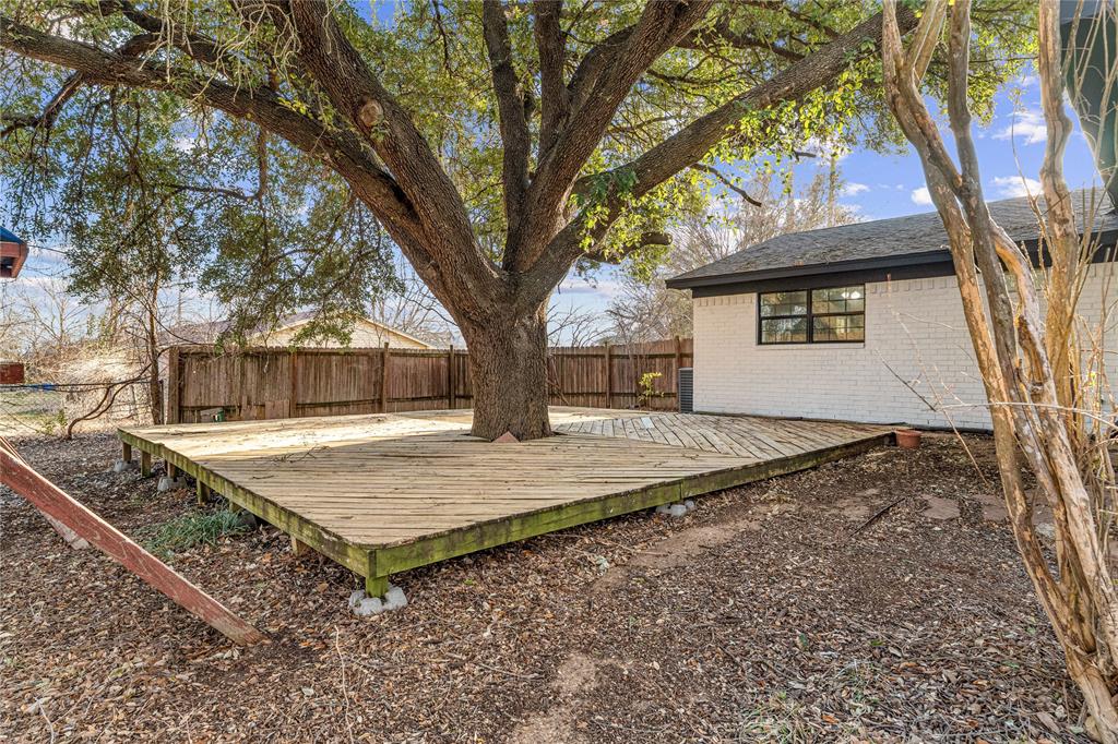 903 South Old Temple Road Lorena, TX 76655 - Photo 31 of 34