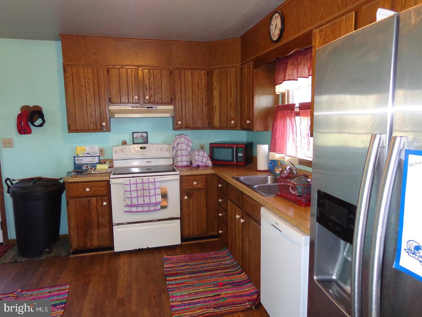 513 Bricker Road Bernville, PA 19506 - Photo 4 of 25 Gallery Image 4