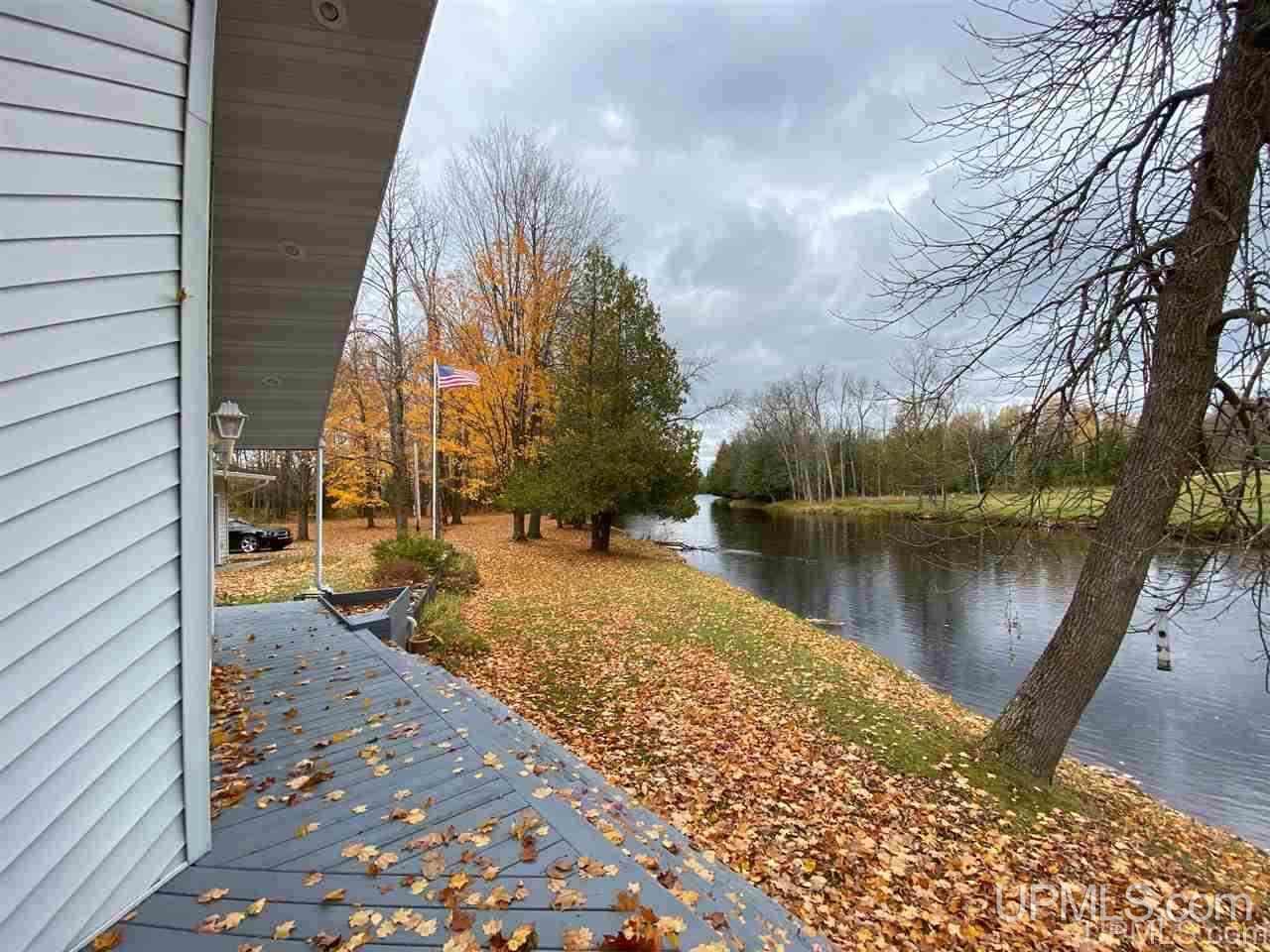 5828 G5 Road Escanaba, MI 49829 - Photo 13 of 19