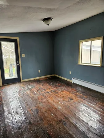 $3,400 | 42 Barcelow Street, Port Jervis, NY 12771