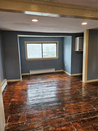 $3,400 | 42 Barcelow Street, Port Jervis, NY 12771