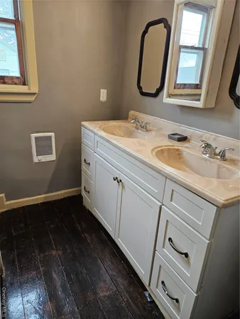 $3,400 | 42 Barcelow Street, Port Jervis, NY 12771