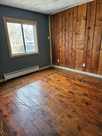 $3,400 | 42 Barcelow Street, Port Jervis, NY 12771