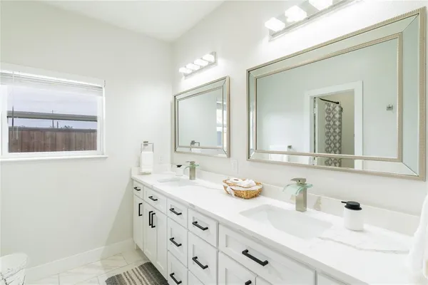 $1,400,000 | 1012 Farm To Market 36, Greenville, TX 75401