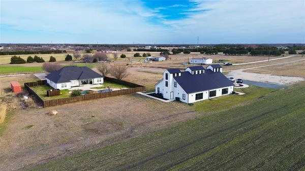$1,400,000 | 1012 Farm To Market 36, Greenville, TX 75401