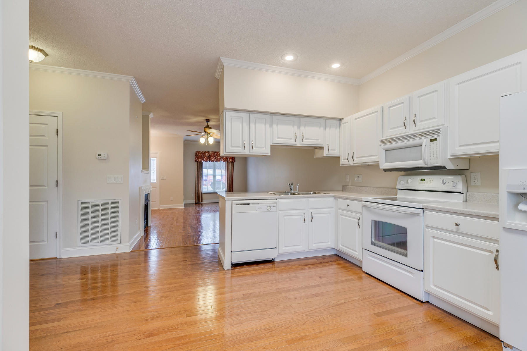 34 Cherokee Ridge Court, Unit 34 Johnson City, TN 37604 - Photo 13 of 33 014