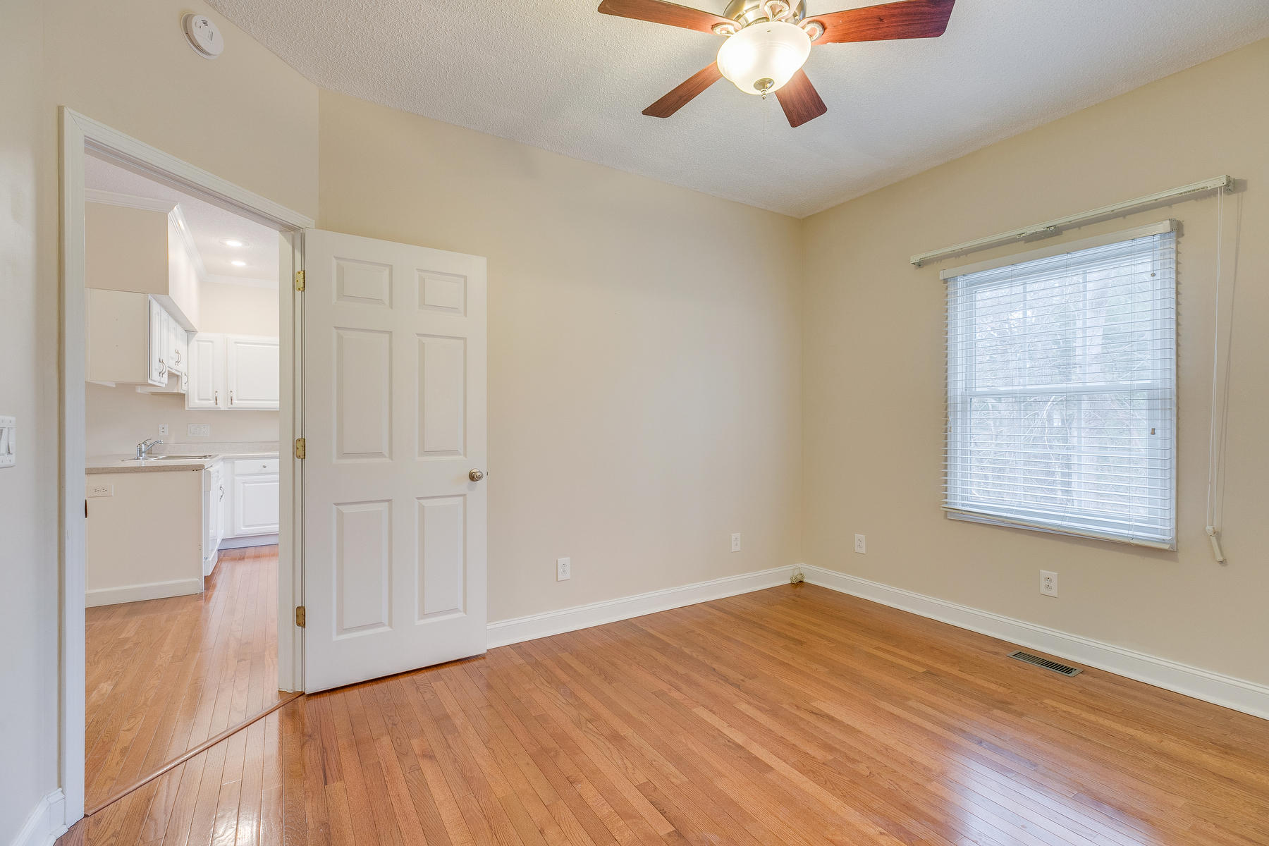 34 Cherokee Ridge Court, Unit 34 Johnson City, TN 37604 - Photo 17 of 33 018