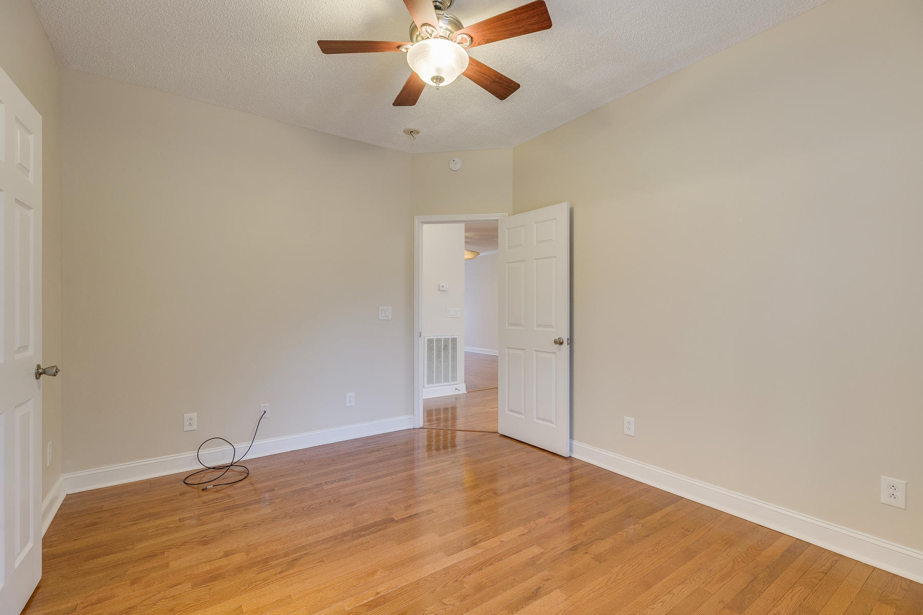 34 Cherokee Ridge Court, Unit 34 Johnson City, TN 37604 - Photo 18 of 33 019