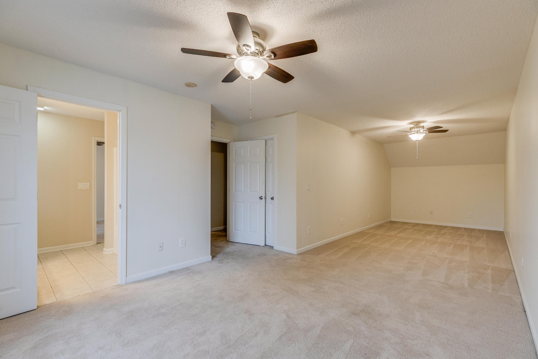 34 Cherokee Ridge Court, Unit 34 Johnson City, TN 37604 - Photo 21 of 33 023
