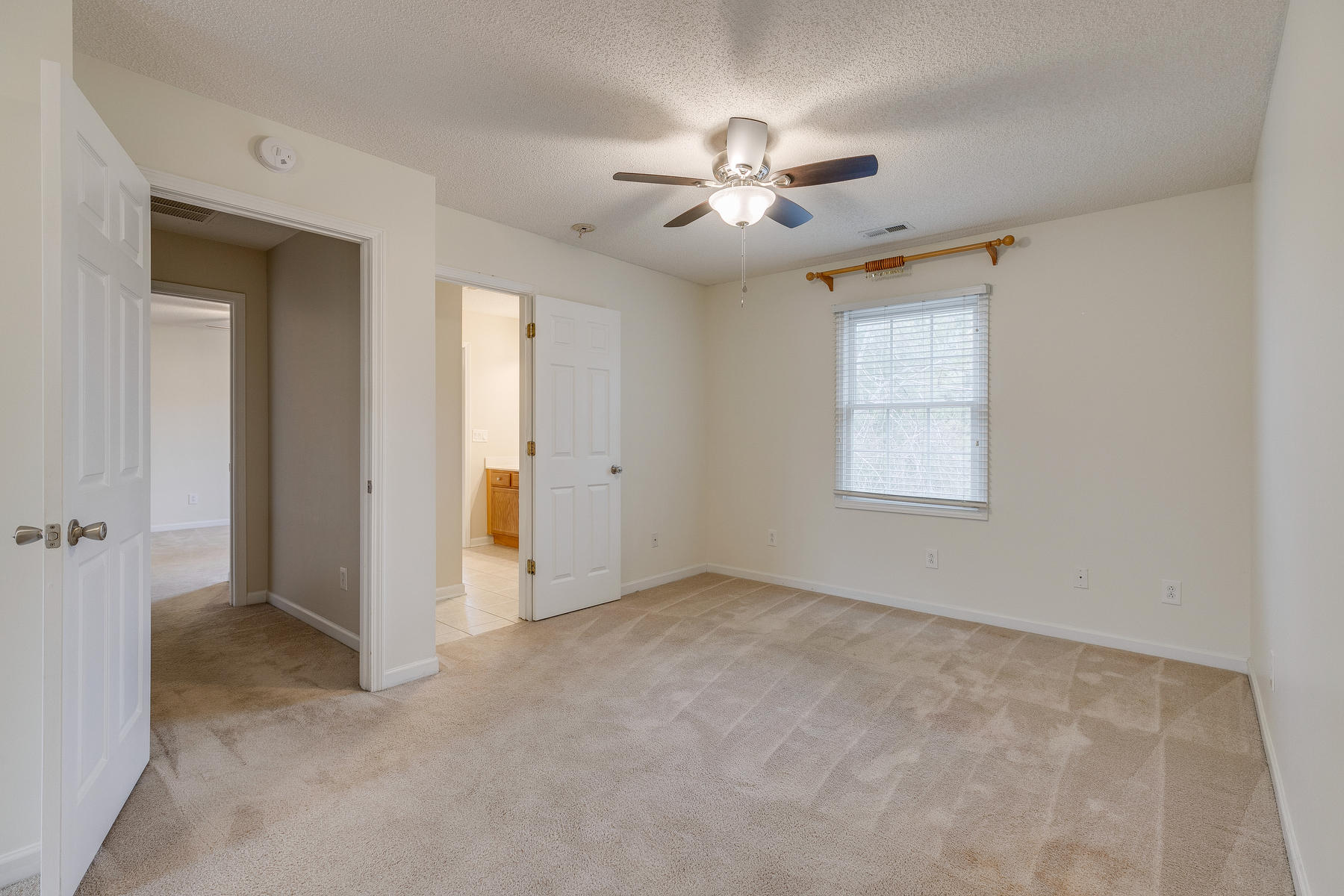 34 Cherokee Ridge Court, Unit 34 Johnson City, TN 37604 - Photo 25 of 33 027
