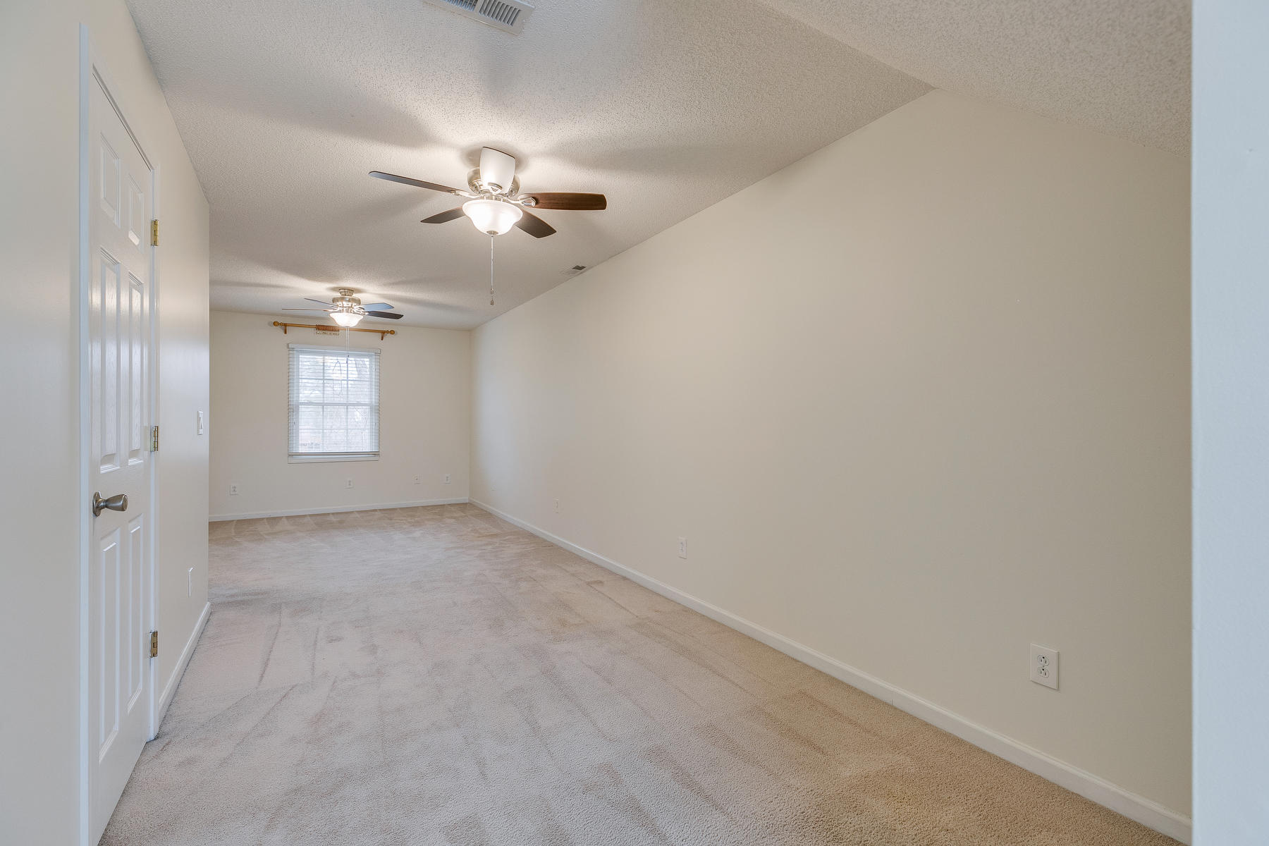 34 Cherokee Ridge Court, Unit 34 Johnson City, TN 37604 - Photo 27 of 33 029