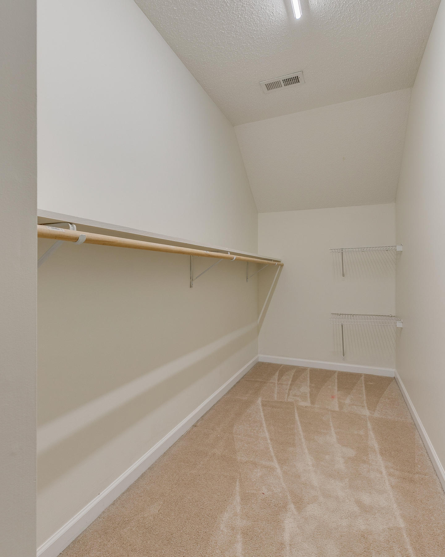 34 Cherokee Ridge Court, Unit 34 Johnson City, TN 37604 - Photo 28 of 33 026