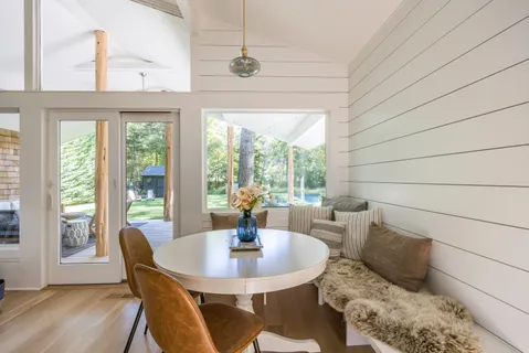$1,295,000 | 49 Sherwood Lane, East Hampton, NY 11937