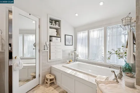 $2,749,000 | 2031 Scarlet Oak Place, Danville, CA 94506