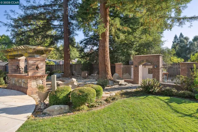 $2,850,000 | 2031 Scarlet Oak Place, Danville, CA 94506