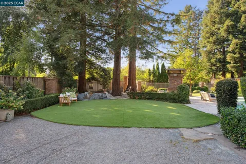 $2,749,000 | 2031 Scarlet Oak Place, Danville, CA 94506