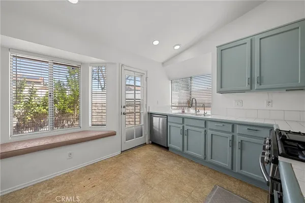 $625,000 | 22942 Banyan, Santa Clarita, CA 91390