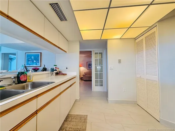 $6,000 | 8800 South Ocean Drive, Unit 806, Jensen Beach, FL 34957