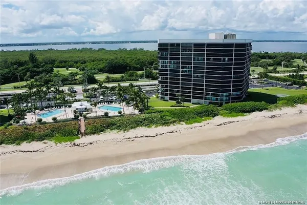 $6,000 | 8800 South Ocean Drive, Unit 806, Jensen Beach, FL 34957