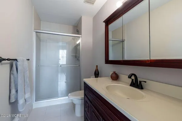 $469,900 | 43 Poplar Place, Freehold, NJ 07728
