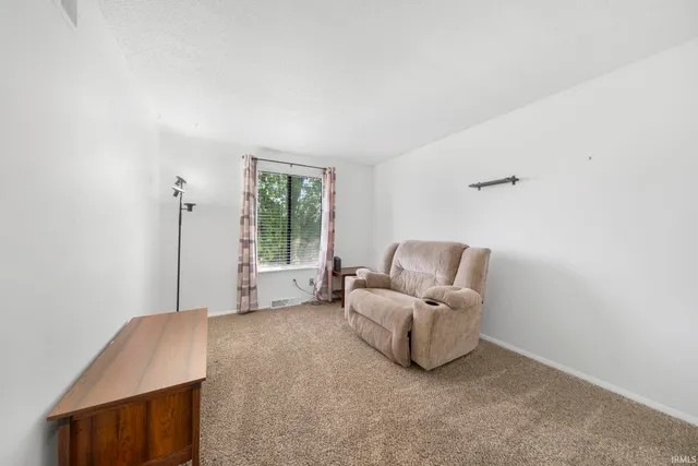 $175,900 | 2127 Bayside Court, Fort Wayne, IN 46804