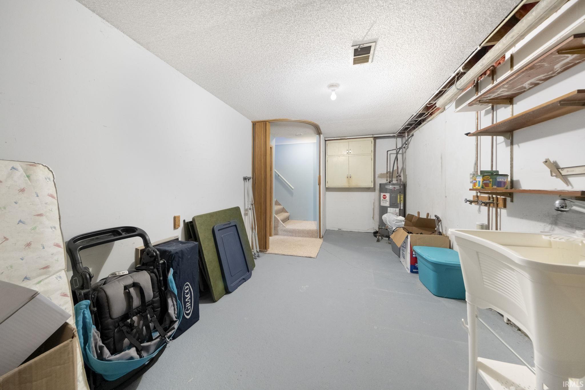 2127 Bayside Court Fort Wayne, IN 46804 - Photo 22 of 35