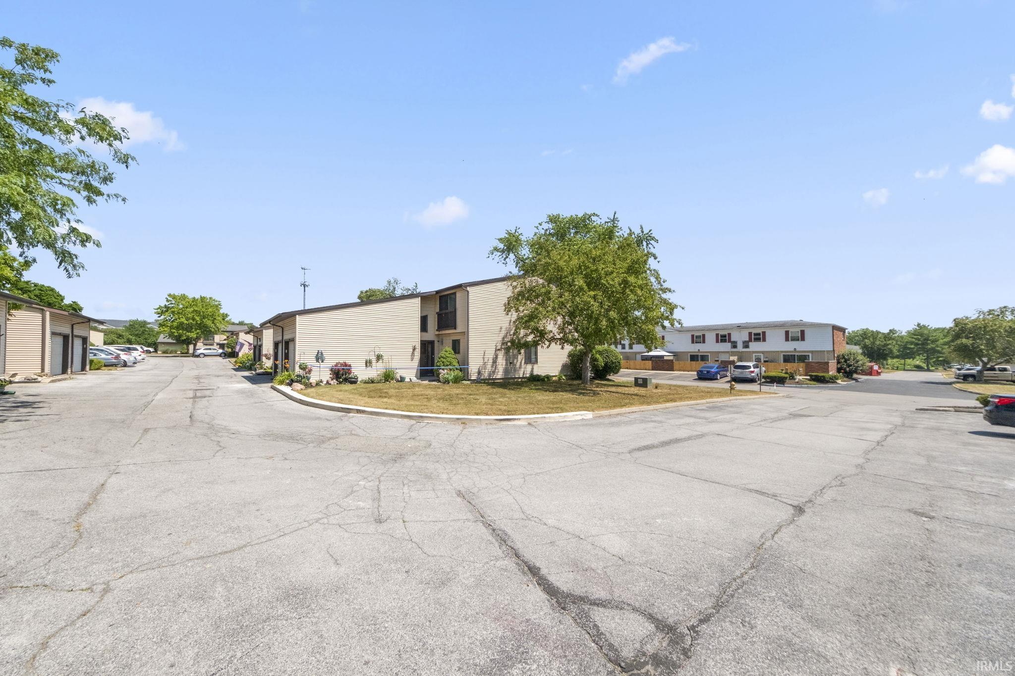 2127 Bayside Court Fort Wayne, IN 46804 - Photo 33 of 35