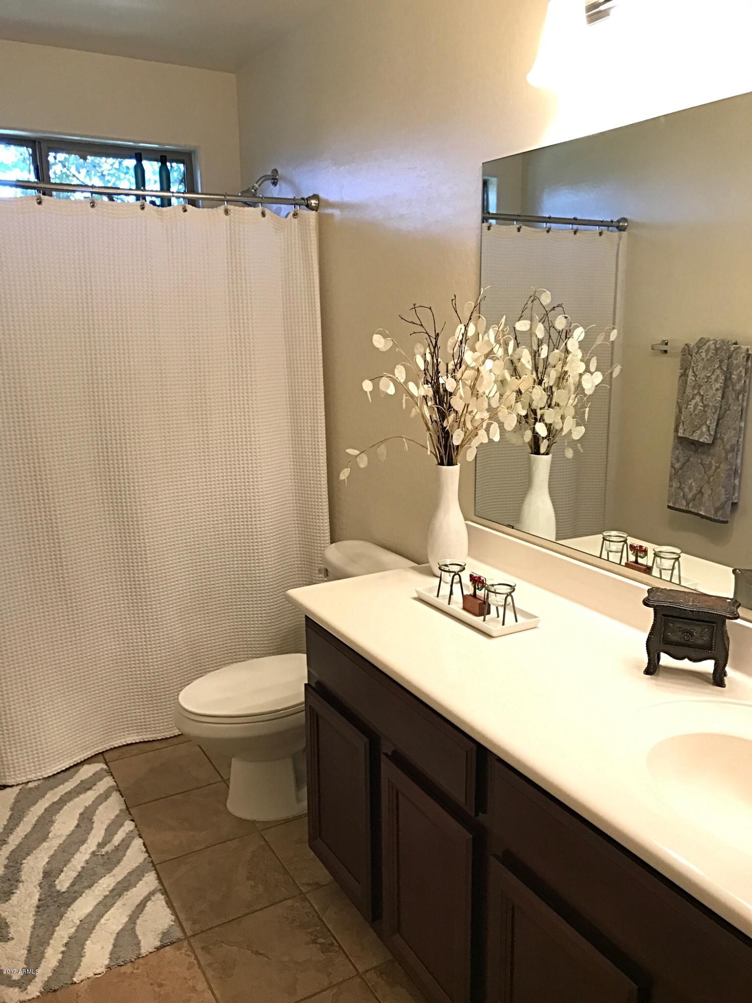 2514 West Beverly Rd. Phoenix, AZ 85041 - Photo 17 of 27 IMG_0048