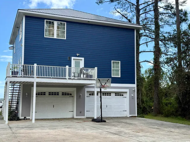 $979,000 | 100 Oak Bay Drive, Georgetown, SC 29440