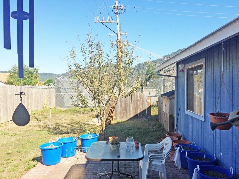 161 Meadow Bridge Lane Rio Dell, CA 95562 - Photo 17 of 21