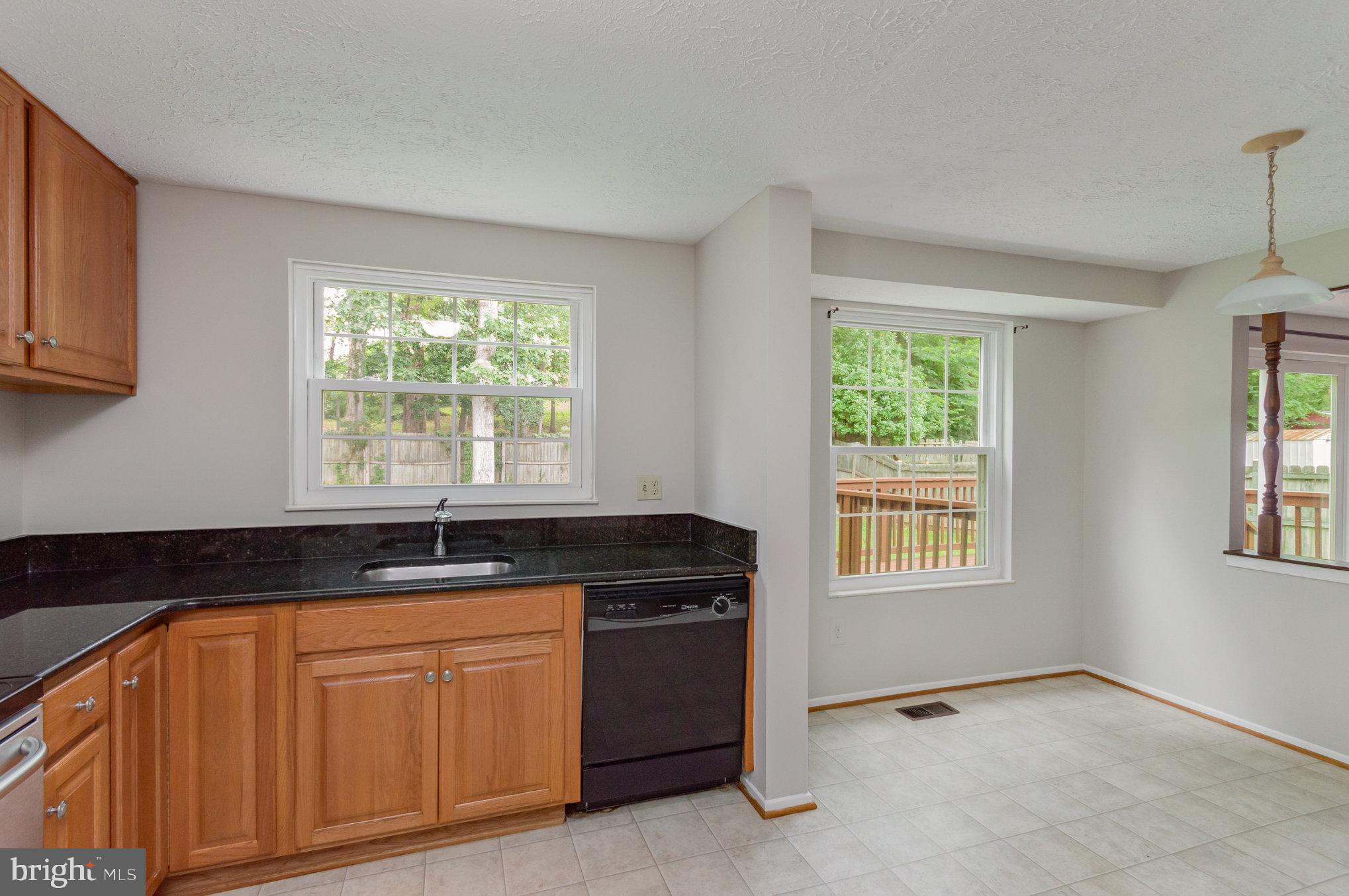 5713 Heming Avenue Springfield, VA 22151 - Photo 8 of 21 Gallery Image 8