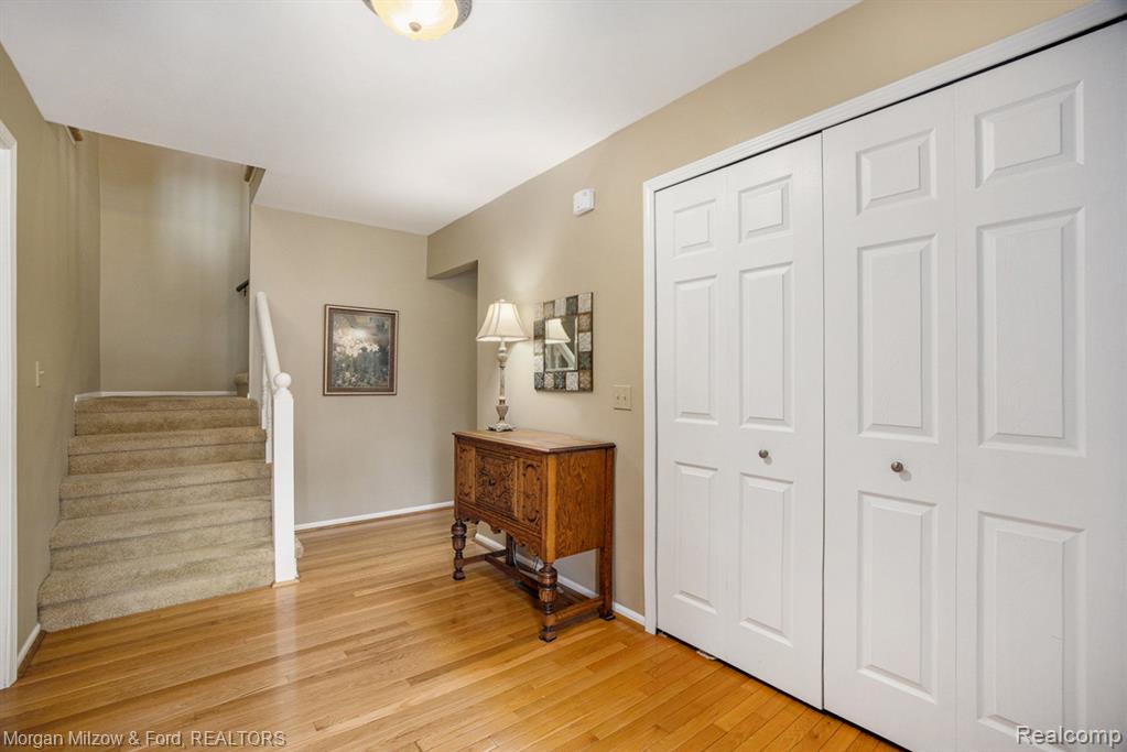 965 Dahlia Lane Rochester Hills, MI 48307 - Photo 4 of 30