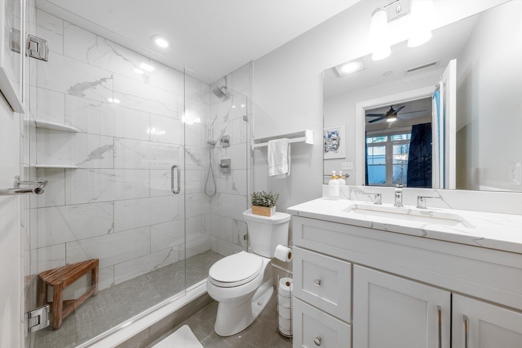 315 College Farm Road, Unit 1 Waltham, MA 02451 - Photo 9 of 15