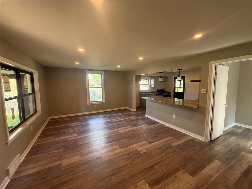739 Highway 130 Trafford, PA 15085 - Photo 6 of 28