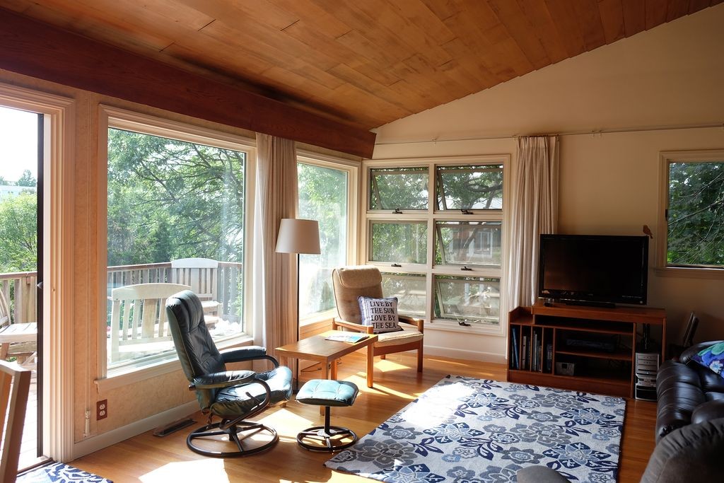 16 Pequot Road Marblehead, MA 01945 - Photo 12 of 16