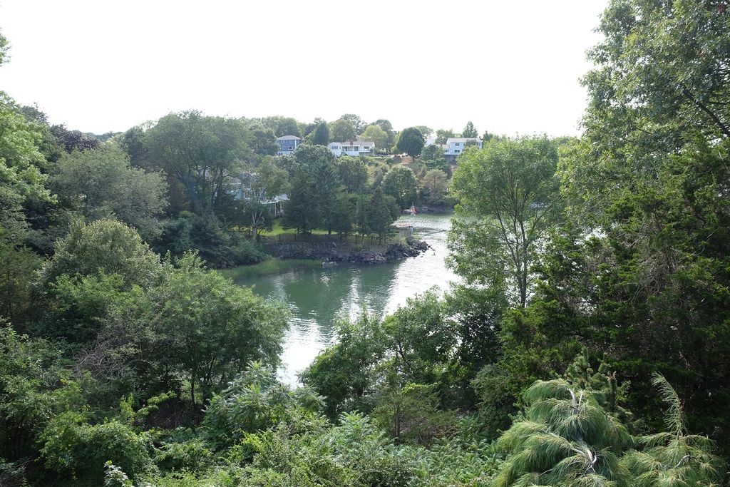 16 Pequot Road Marblehead, MA 01945 - Photo 7 of 16