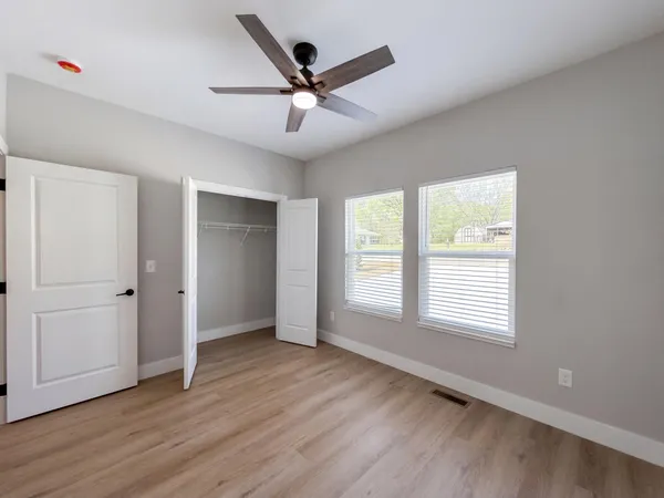 $450,000 | 1622-1624 21st Street Southeast, Cleveland, TN 37311