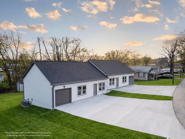 $450,000 | 1622-1624 21st Street Southeast, Cleveland, TN 37311