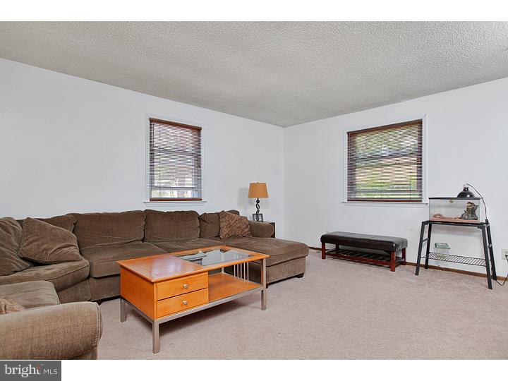 33 Cottage Gate Road Sicklerville, NJ 08081 - Photo 12 of 17