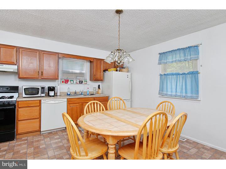 33 Cottage Gate Road Sicklerville, NJ 08081 - Photo 7 of 17