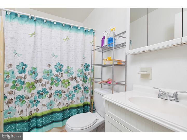 33 Cottage Gate Road Sicklerville, NJ 08081 - Photo 10 of 17