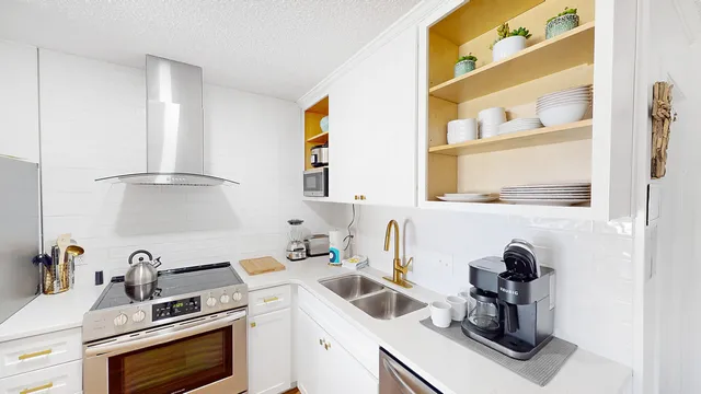 $635,000 | 1400 Ocean Boulevard, Unit 308B, Isle of Palms, SC 29451