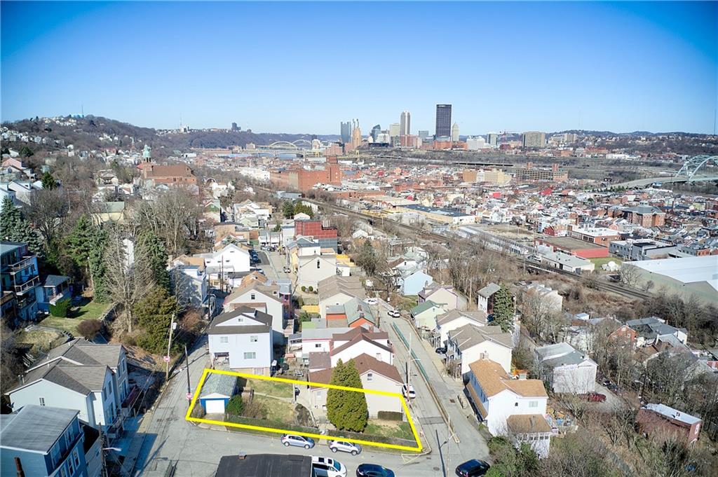 2722 Shelly Street Pittsburgh, PA 15203 - Photo 3 of 25 Gallery Image 3